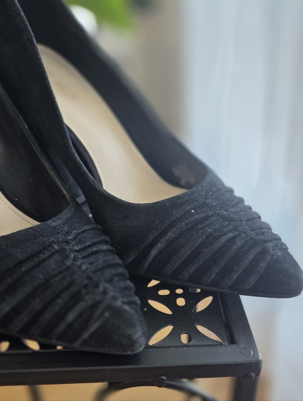 Nine West Black Suede Pointed Toe Heels Block Heel Pumps Size 9 - Picture 4 of 6